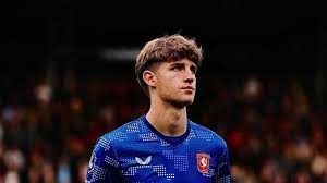 孙颖莎击败米特兰姆，林诗栋和蒯曼组合取胜，助力国乒领先德国队